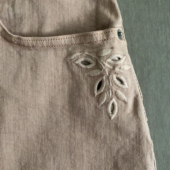 NWT FRAME Salmon Pink Demin Skirt 💕✨ - Picture 3 of 5